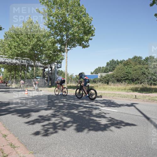 09.08.2026 - GEWOBA Citytriathlon Bremen Michael Burmester http://msf.ph/oto/9956622 09.08.2026 12:47:48 Radfahren 593, 618, 642, 719, 735, 904 meine-sportfotos.de