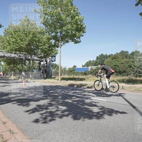 09.08.2026 - GEWOBA Citytriathlon Bremen Michael Burmester http://msf.ph/oto/9956633 09.08.2026 12:48:04 Radfahren 563, 683, 688, 811, 883, 955, 1103, 1116 meine-sportfotos.de
