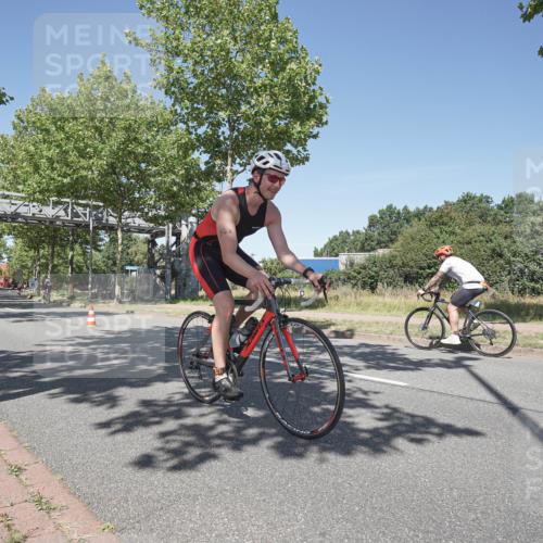 09.08.2026 - GEWOBA Citytriathlon Bremen Michael Burmester http://msf.ph/oto/9956641 09.08.2026 12:48:15 Radfahren 547, 563, 605, 677, 683, 688, 811, 955, 1116 meine-sportfotos.de