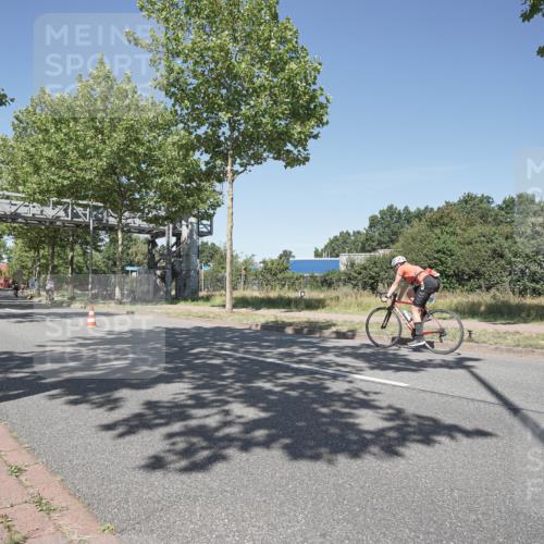 09.08.2026 - GEWOBA Citytriathlon Bremen Michael Burmester http://msf.ph/oto/9956642 09.08.2026 12:48:18 Radfahren 547, 563, 605, 677, 688, 955 meine-sportfotos.de