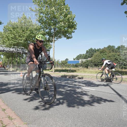 09.08.2026 - GEWOBA Citytriathlon Bremen Michael Burmester http://msf.ph/oto/9956644 09.08.2026 12:48:24 Radfahren 547, 605, 613, 677, 769, 822 meine-sportfotos.de