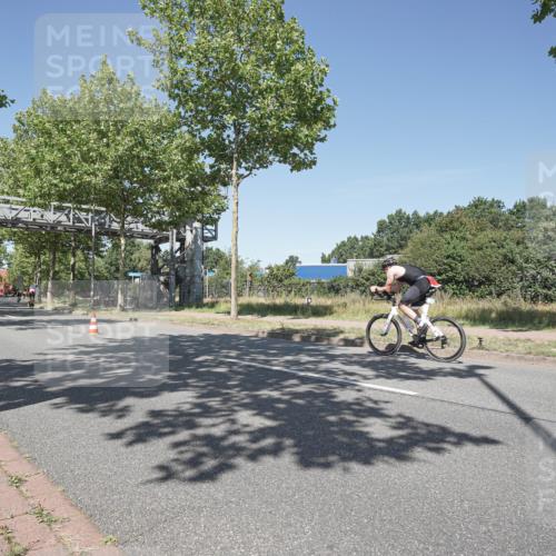 09.08.2026 - GEWOBA Citytriathlon Bremen Michael Burmester http://msf.ph/oto/9956648 09.08.2026 12:48:30 Radfahren 561, 605, 613, 645, 677, 769, 795, 822 meine-sportfotos.de