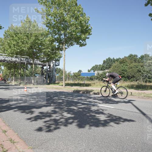 09.08.2026 - GEWOBA Citytriathlon Bremen Michael Burmester http://msf.ph/oto/9956667 09.08.2026 12:48:55 Radfahren 592, 641, 685, 724, 824, 959, 1141, 1149 meine-sportfotos.de