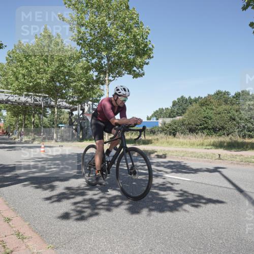 09.08.2026 - GEWOBA Citytriathlon Bremen Michael Burmester http://msf.ph/oto/9956668 09.08.2026 12:48:57 Radfahren 592, 641, 724, 959, 1141, 1149 meine-sportfotos.de
