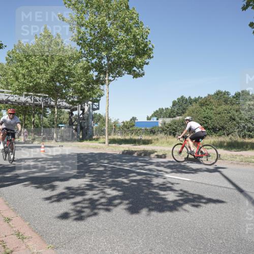 09.08.2026 - GEWOBA Citytriathlon Bremen Michael Burmester http://msf.ph/oto/9956673 09.08.2026 12:49:06 Radfahren 592, 641, 647, 724, 905, 1141, 1149 meine-sportfotos.de