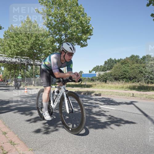 09.08.2026 - GEWOBA Citytriathlon Bremen Michael Burmester http://msf.ph/oto/9956684 09.08.2026 12:49:25 Radfahren 569, 583, 757, 765, 803, 963, 999, 1160 meine-sportfotos.de