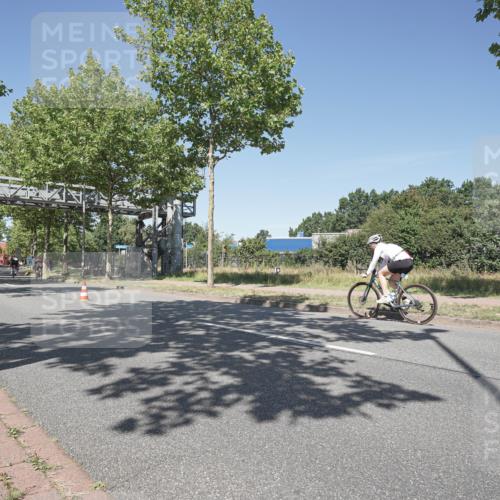 09.08.2026 - GEWOBA Citytriathlon Bremen Michael Burmester http://msf.ph/oto/9956688 09.08.2026 12:49:33 Radfahren 569, 583, 680, 710, 757, 803, 924, 963, 983, 1160 meine-sportfotos.de