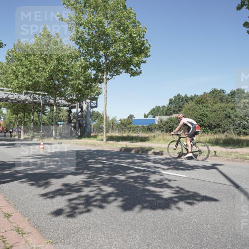 09.08.2026 - GEWOBA Citytriathlon Bremen Michael Burmester http://msf.ph/oto/9956697 09.08.2026 12:49:51 Radfahren 590, 680, 777, 852, 874, 946, 967, 1008, 1150 meine-sportfotos.de