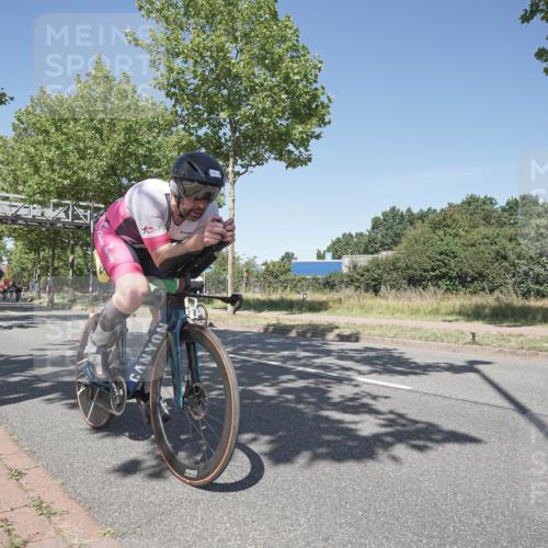 09.08.2026 - GEWOBA Citytriathlon Bremen Michael Burmester http://msf.ph/oto/9956706 09.08.2026 12:50:03 Radfahren 557, 590, 686, 773, 777, 784, 875, 946, 967, 1008 meine-sportfotos.de