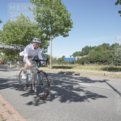 09.08.2026 - GEWOBA Citytriathlon Bremen Michael Burmester http://msf.ph/oto/9956718 09.08.2026 12:50:25 Radfahren 589, 947, 964, 1145, 1158 meine-sportfotos.de