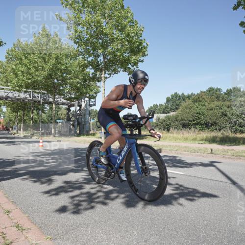 09.08.2026 - GEWOBA Citytriathlon Bremen Michael Burmester http://msf.ph/oto/9956721 09.08.2026 12:50:33 Radfahren 594, 648, 737, 794, 964, 993, 1158 meine-sportfotos.de