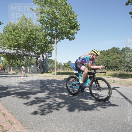 09.08.2026 - GEWOBA Citytriathlon Bremen Michael Burmester http://msf.ph/oto/9956729 09.08.2026 12:50:44 Radfahren 594, 648, 730, 737, 794, 799, 932, 993, 1016, 1137, 1139, 1158 meine-sportfotos.de