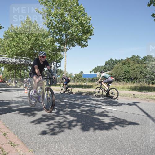 09.08.2026 - GEWOBA Citytriathlon Bremen Michael Burmester http://msf.ph/oto/9956734 09.08.2026 12:50:51 Radfahren 594, 624, 648, 730, 794, 799, 808, 879, 932, 987, 1016, 1137, 1139 meine-sportfotos.de