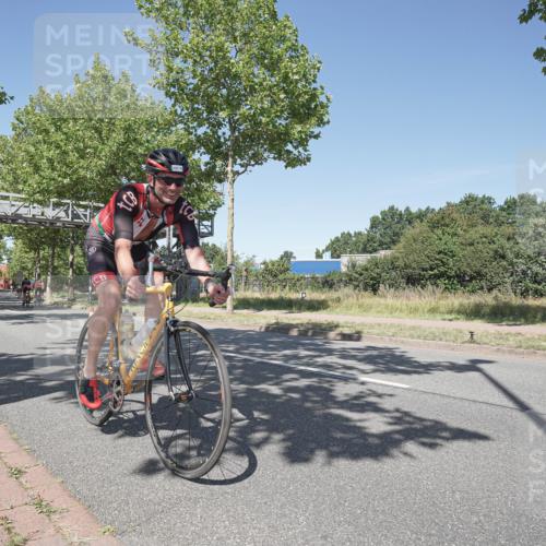 09.08.2026 - GEWOBA Citytriathlon Bremen Michael Burmester http://msf.ph/oto/9956741 09.08.2026 12:50:58 Radfahren 624, 799, 808, 879, 932, 987, 1016, 1139 meine-sportfotos.de
