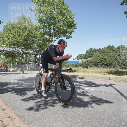 09.08.2026 - GEWOBA Citytriathlon Bremen Michael Burmester http://msf.ph/oto/9956753 09.08.2026 12:51:25 Radfahren 756, 880, 884, 1019 meine-sportfotos.de