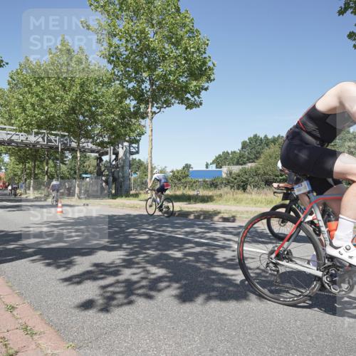 09.08.2026 - GEWOBA Citytriathlon Bremen Michael Burmester http://msf.ph/oto/9956758 09.08.2026 12:51:30 Radfahren 560, 562, 595, 756, 787, 880, 1019, 1110, 1155 meine-sportfotos.de