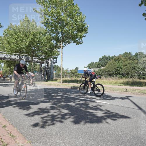 09.08.2026 - GEWOBA Citytriathlon Bremen Michael Burmester http://msf.ph/oto/9956760 09.08.2026 12:51:31 Radfahren 560, 562, 595, 756, 787, 880, 1019, 1110, 1155 meine-sportfotos.de