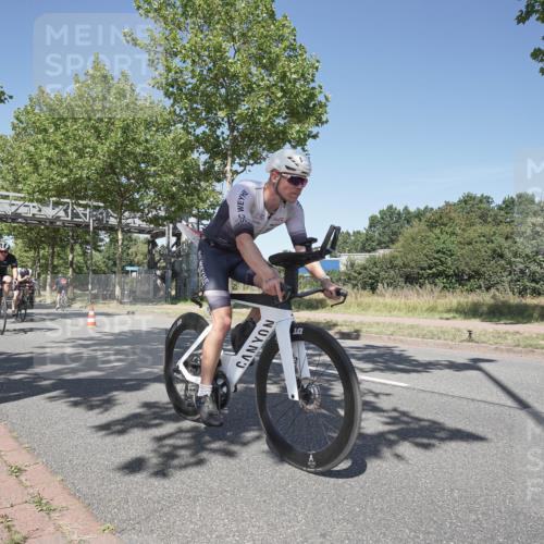 09.08.2026 - GEWOBA Citytriathlon Bremen Michael Burmester http://msf.ph/oto/9956762 09.08.2026 12:51:33 Radfahren 560, 562, 595, 668, 756, 787, 877, 880, 909, 914, 1019, 1110, 1155 meine-sportfotos.de