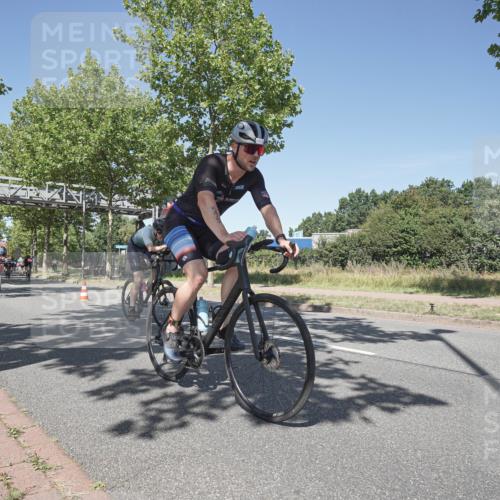 09.08.2026 - GEWOBA Citytriathlon Bremen Michael Burmester http://msf.ph/oto/9956763 09.08.2026 12:51:33 Radfahren 560, 562, 595, 668, 756, 787, 877, 880, 909, 914, 1019, 1110, 1155 meine-sportfotos.de