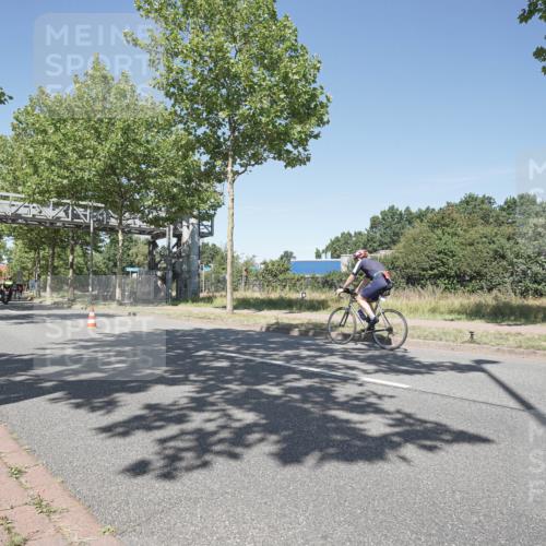 09.08.2026 - GEWOBA Citytriathlon Bremen Michael Burmester http://msf.ph/oto/9956783 09.08.2026 12:51:59 Radfahren 545, 582, 615, 717, 820, 867, 990, 1013 meine-sportfotos.de