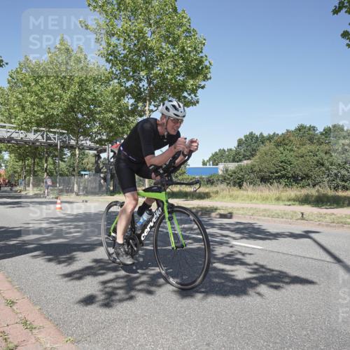 09.08.2026 - GEWOBA Citytriathlon Bremen Michael Burmester http://msf.ph/oto/9956784 09.08.2026 12:52:01 Radfahren 545, 582, 615, 717, 820, 867, 990 meine-sportfotos.de