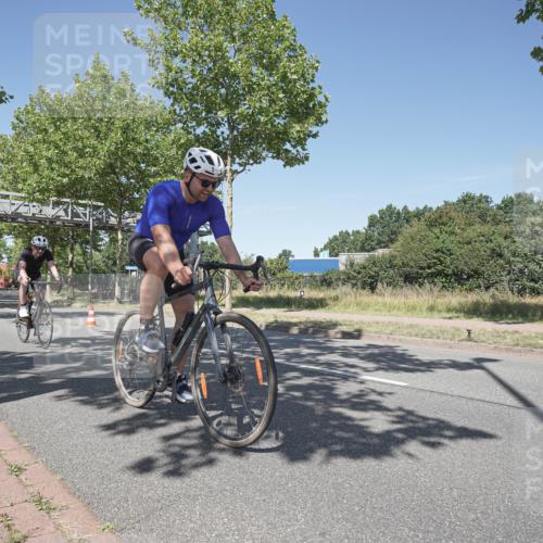 09.08.2026 - GEWOBA Citytriathlon Bremen Michael Burmester http://msf.ph/oto/9956801 09.08.2026 12:52:36 Radfahren 611, 636, 716, 726, 778, 807, 1009 meine-sportfotos.de