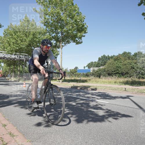 09.08.2026 - GEWOBA Citytriathlon Bremen Michael Burmester http://msf.ph/oto/9956803 09.08.2026 12:52:38 Radfahren 611, 636, 655, 716, 726, 778, 807, 1009 meine-sportfotos.de