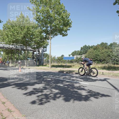 09.08.2026 - GEWOBA Citytriathlon Bremen Michael Burmester http://msf.ph/oto/9956816 09.08.2026 12:52:55 Radfahren 598, 604, 655, 739, 921 meine-sportfotos.de