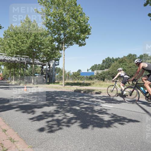 09.08.2026 - GEWOBA Citytriathlon Bremen Michael Burmester http://msf.ph/oto/9956827 09.08.2026 12:53:12 Radfahren 555, 600, 604, 748, 855, 920, 921, 1015, 1129 meine-sportfotos.de