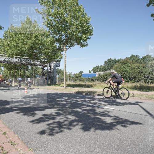 09.08.2026 - GEWOBA Citytriathlon Bremen Michael Burmester http://msf.ph/oto/9956833 09.08.2026 12:53:19 Radfahren 600, 748, 920, 1015 meine-sportfotos.de