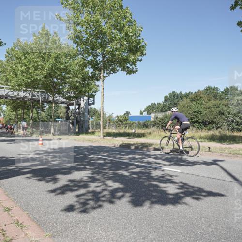 09.08.2026 - GEWOBA Citytriathlon Bremen Michael Burmester http://msf.ph/oto/9956837 09.08.2026 12:53:24 Radfahren 559, 770, 776, 1015 meine-sportfotos.de