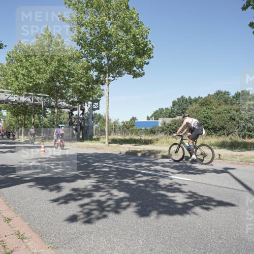 09.08.2026 - GEWOBA Citytriathlon Bremen Michael Burmester http://msf.ph/oto/9956841 09.08.2026 12:53:28 Radfahren 559, 571, 609, 687, 770, 776, 1015, 1114 meine-sportfotos.de