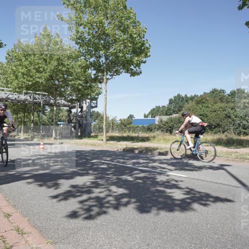 09.08.2026 - GEWOBA Citytriathlon Bremen Michael Burmester http://msf.ph/oto/9956848 09.08.2026 12:53:40 Radfahren 559, 571, 609, 638, 687, 749, 770, 776, 814, 823, 869, 1114 meine-sportfotos.de