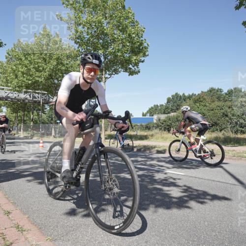 09.08.2026 - GEWOBA Citytriathlon Bremen Michael Burmester http://msf.ph/oto/9956849 09.08.2026 12:53:40 Radfahren 559, 571, 609, 638, 687, 749, 770, 776, 814, 823, 869, 1114 meine-sportfotos.de