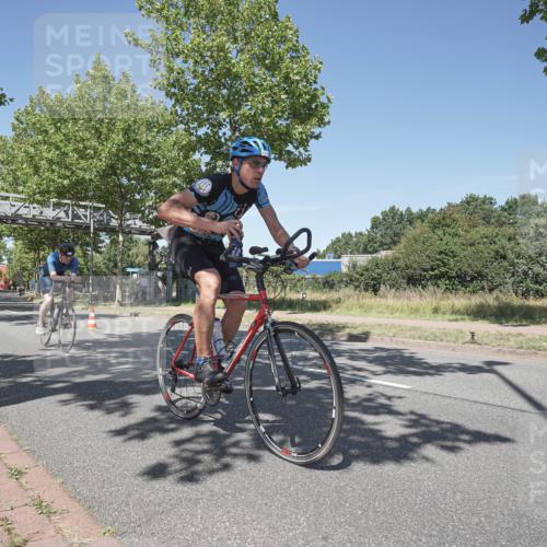 09.08.2026 - GEWOBA Citytriathlon Bremen Michael Burmester http://msf.ph/oto/9956872 09.08.2026 12:54:11 Radfahren 552, 566, 572, 577, 728, 758, 788, 790, 792, 804, 846, 861, 895, 939, 981, 1006, 1101, 1119, 1124, 1138 meine-sportfotos.de