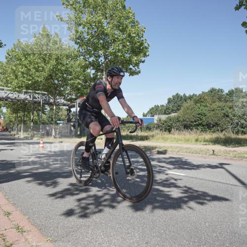 09.08.2026 - GEWOBA Citytriathlon Bremen Michael Burmester http://msf.ph/oto/9956873 09.08.2026 12:54:12 Radfahren 552, 566, 577, 728, 788, 790, 792, 804, 846, 861, 895, 939, 981, 1006, 1101, 1119, 1124, 1138 meine-sportfotos.de
