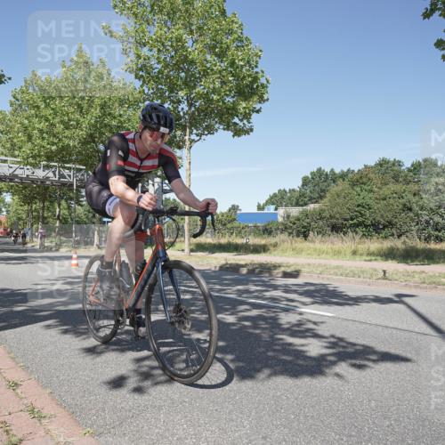 09.08.2026 - GEWOBA Citytriathlon Bremen Michael Burmester http://msf.ph/oto/9956883 09.08.2026 12:54:25 Radfahren 574, 577, 639, 781, 812, 816, 861, 864, 895, 1006, 1127 meine-sportfotos.de