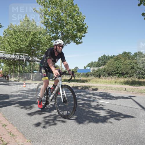 09.08.2026 - GEWOBA Citytriathlon Bremen Michael Burmester http://msf.ph/oto/9956884 09.08.2026 12:54:26 Radfahren 574, 577, 639, 781, 812, 816, 861, 864, 895, 1006, 1127 meine-sportfotos.de