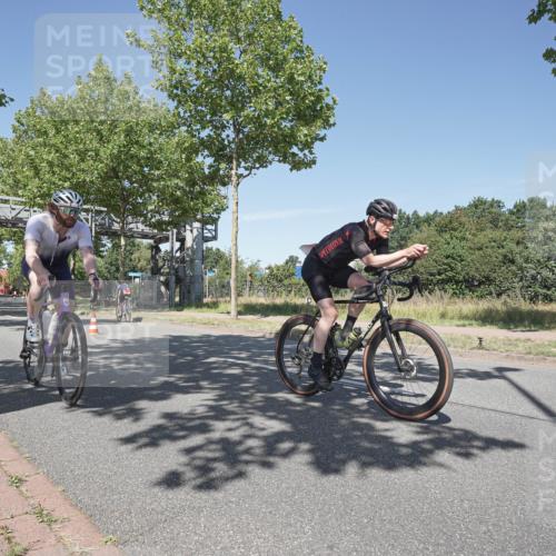09.08.2026 - GEWOBA Citytriathlon Bremen Michael Burmester http://msf.ph/oto/9956894 09.08.2026 12:54:43 Radfahren 541, 596, 623, 695, 733, 744, 816, 935, 1118, 1142 meine-sportfotos.de