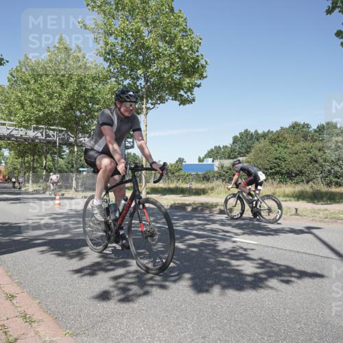 09.08.2026 - GEWOBA Citytriathlon Bremen Michael Burmester http://msf.ph/oto/9956897 09.08.2026 12:54:46 Radfahren 541, 596, 623, 695, 733, 744, 935, 1118, 1142 meine-sportfotos.de