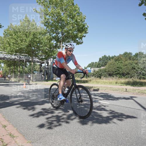 09.08.2026 - GEWOBA Citytriathlon Bremen Michael Burmester http://msf.ph/oto/9956899 09.08.2026 12:54:47 Radfahren 541, 596, 623, 695, 733, 744, 935, 1118, 1142 meine-sportfotos.de