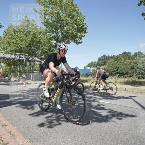 09.08.2026 - GEWOBA Citytriathlon Bremen Michael Burmester http://msf.ph/oto/9956901 09.08.2026 12:54:48 Radfahren 541, 596, 623, 695, 733, 744, 935, 1118, 1142 meine-sportfotos.de