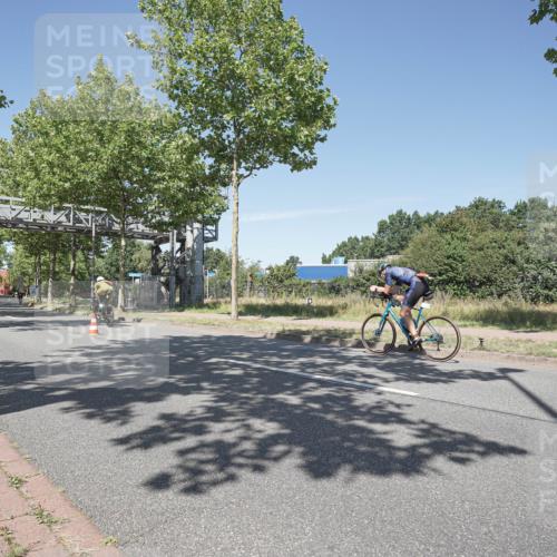 09.08.2026 - GEWOBA Citytriathlon Bremen Michael Burmester http://msf.ph/oto/9956915 09.08.2026 12:55:15 Radfahren 565, 568, 705, 743, 745, 789, 911, 930, 970 meine-sportfotos.de