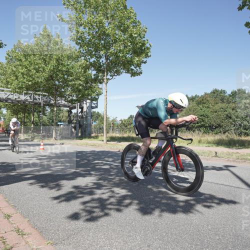 09.08.2026 - GEWOBA Citytriathlon Bremen Michael Burmester http://msf.ph/oto/9956926 09.08.2026 12:55:30 Radfahren 653, 705, 789, 872, 918, 930, 938, 948, 960, 1111, 1131, 1147 meine-sportfotos.de