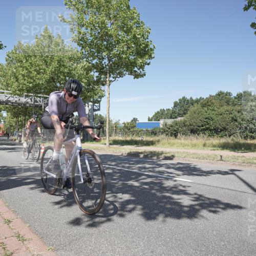 09.08.2026 - GEWOBA Citytriathlon Bremen Michael Burmester http://msf.ph/oto/9956930 09.08.2026 12:55:34 Radfahren 653, 675, 694, 872, 918, 930, 938, 948, 960, 1111, 1131, 1147 meine-sportfotos.de