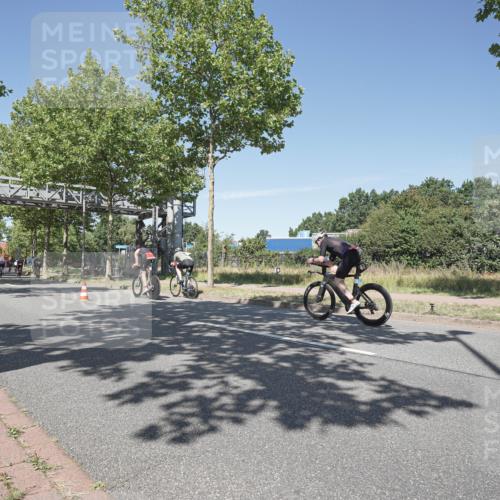 09.08.2026 - GEWOBA Citytriathlon Bremen Michael Burmester http://msf.ph/oto/9956938 09.08.2026 12:55:43 Radfahren 653, 675, 694, 783, 872, 918, 938, 948, 1111, 1131, 1146 meine-sportfotos.de