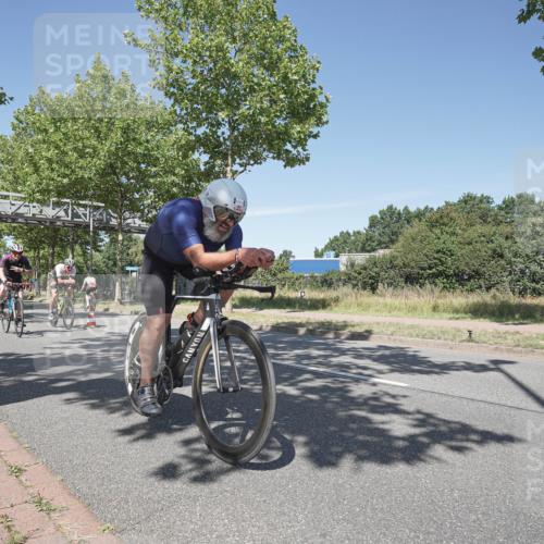 09.08.2026 - GEWOBA Citytriathlon Bremen Michael Burmester http://msf.ph/oto/9956950 09.08.2026 12:56:06 Radfahren 564, 612, 667, 763, 780, 810, 819, 897, 1005, 1126, 1156 meine-sportfotos.de