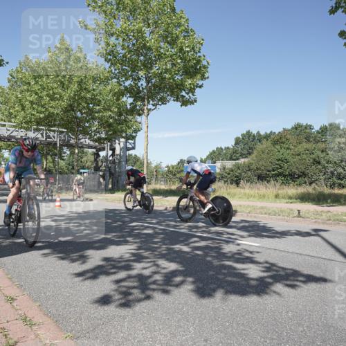 09.08.2026 - GEWOBA Citytriathlon Bremen Michael Burmester http://msf.ph/oto/9956962 09.08.2026 12:56:21 Radfahren 664, 671, 673, 759, 780, 912, 1017, 1126 meine-sportfotos.de