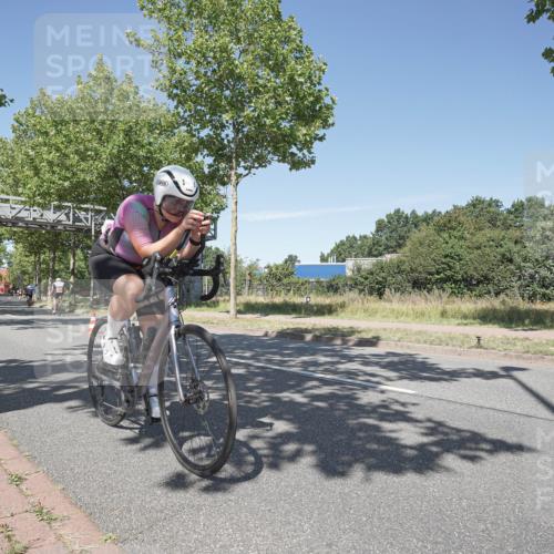 09.08.2026 - GEWOBA Citytriathlon Bremen Michael Burmester http://msf.ph/oto/9956972 09.08.2026 12:56:34 Radfahren 671, 727, 759, 761, 762, 774, 848, 871, 902, 1017, 1113 meine-sportfotos.de