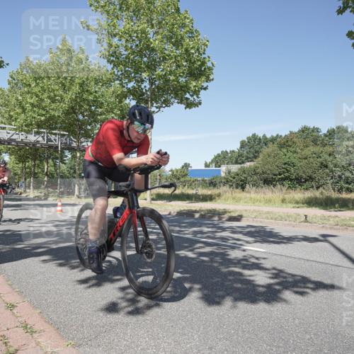 09.08.2026 - GEWOBA Citytriathlon Bremen Michael Burmester http://msf.ph/oto/9956973 09.08.2026 12:56:37 Radfahren 671, 727, 761, 762, 774, 840, 848, 871, 902, 1113 meine-sportfotos.de